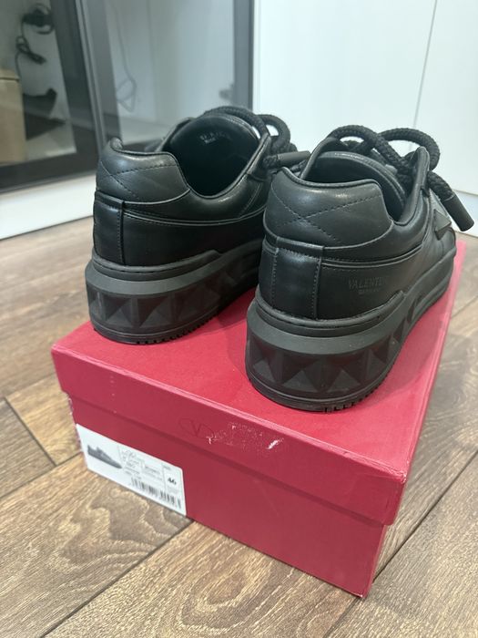 Valentino Garavani 46 номер