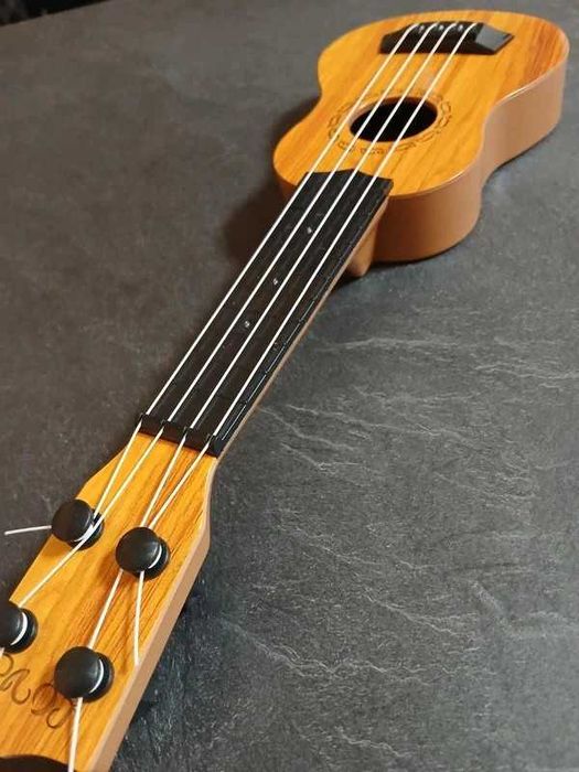 Oculele ukulele mini chitara - Transport Gratuit