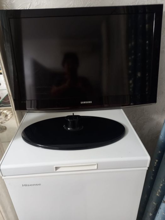 Телевизор samsung