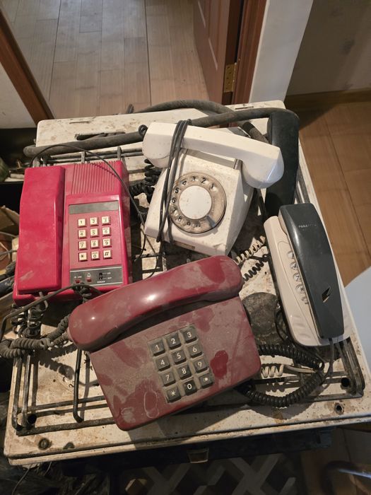 Продается домашние телефоны