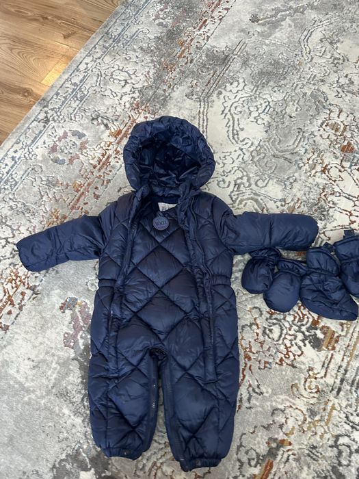 Срочно продам детский комбинезон