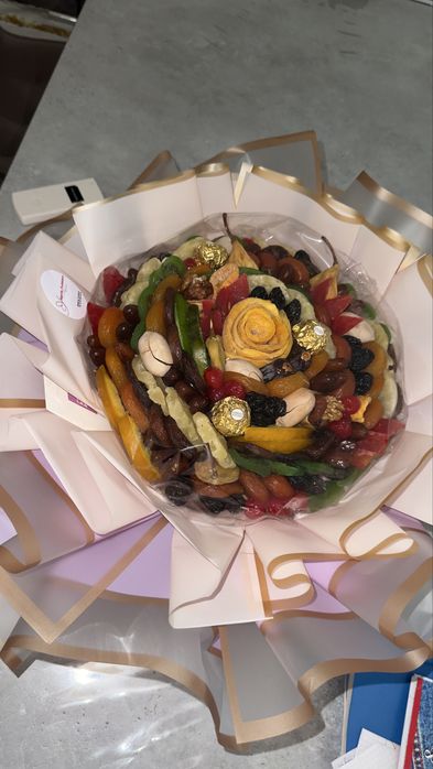 Сухофрукты свежий