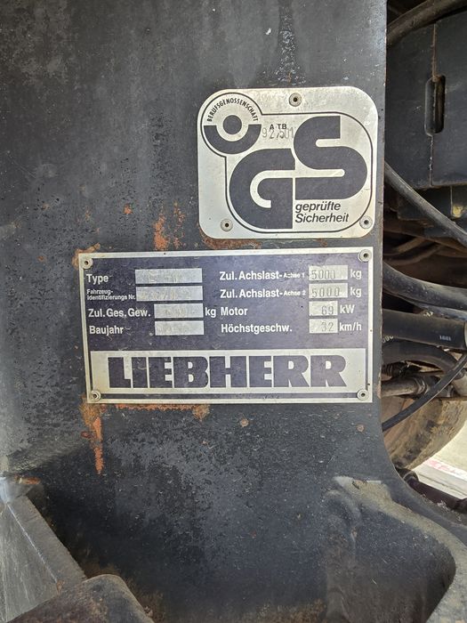 Incarcator frontal Liebherr L512