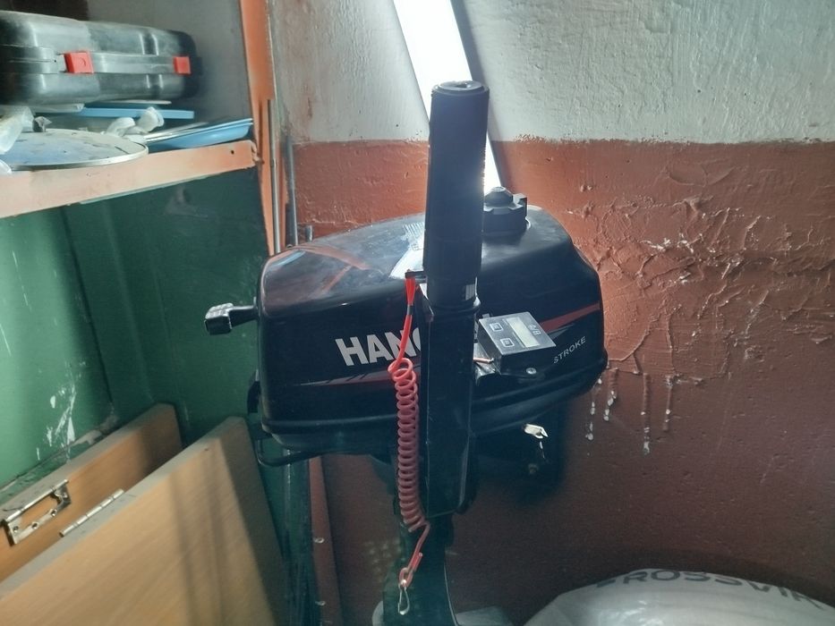 Продам лодку рыбатскую