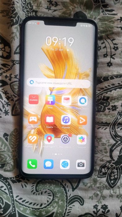 Продавам Huawei Mate 50 pro