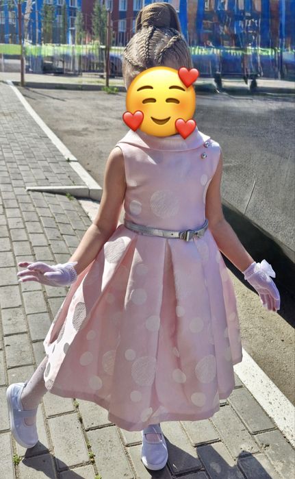 Нежное платье на 8 марта