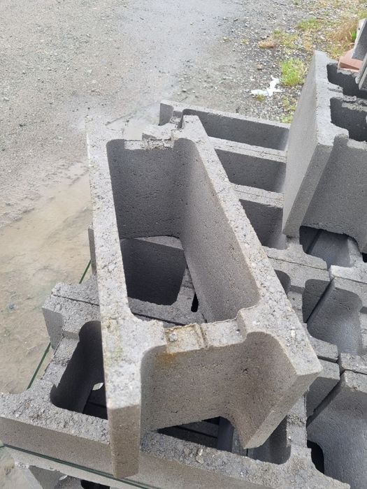 Boltari fundatie gard / boltari gard / boltar temellie / cofrag gard