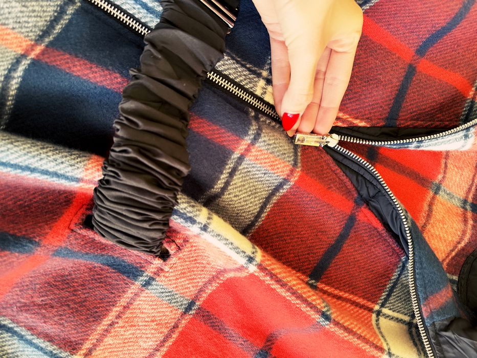 Desigual пончо чисто ново