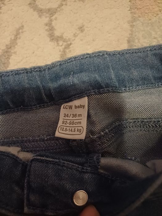 Много яки детски дънки за момиче +подарък блузка!!