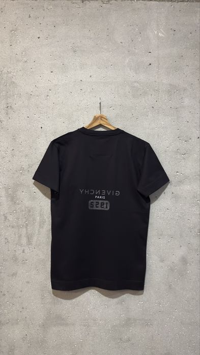 Tricou givenchy negru si alb colectia noua