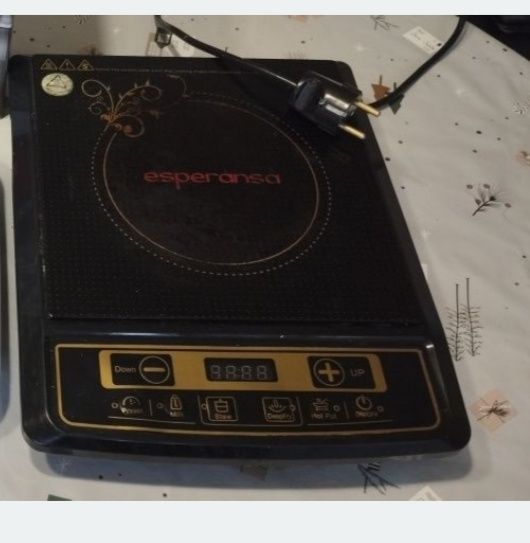 Индукционен,инфраред котлон