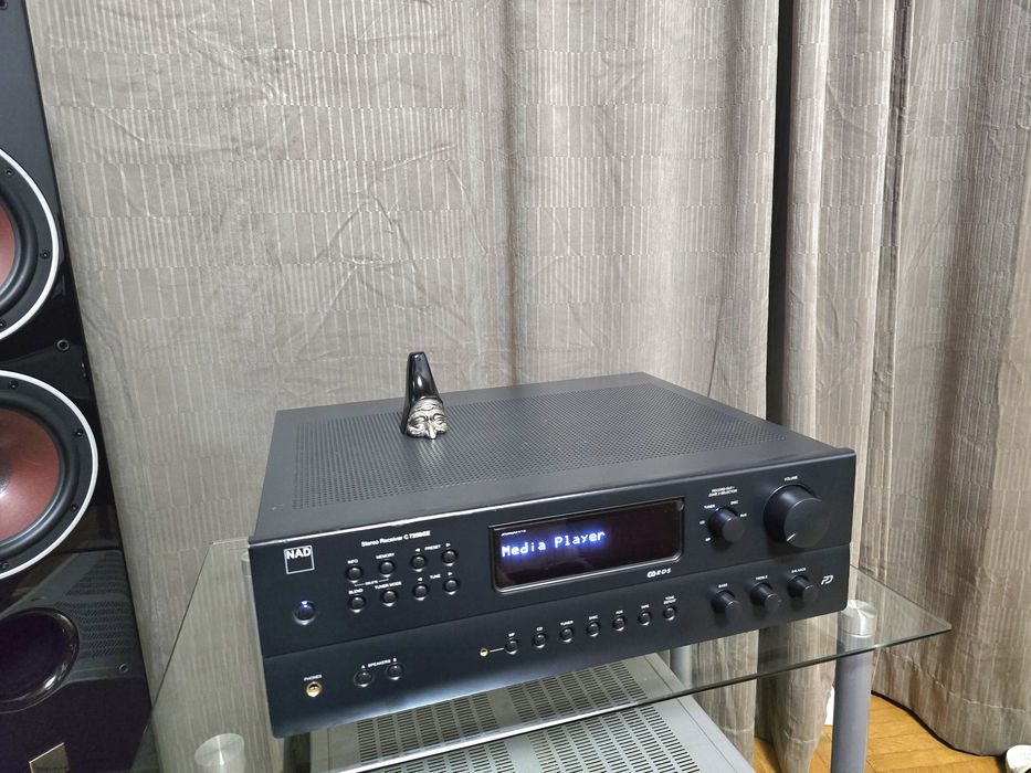Amplificator Stereo NAD C725BEE- Sunet NAD clasic !!