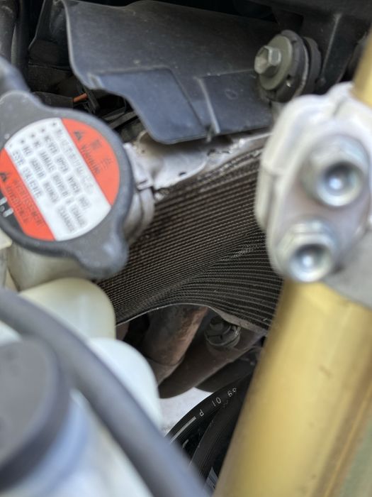 Vand Suzuki gsxr 600 k5 avariat