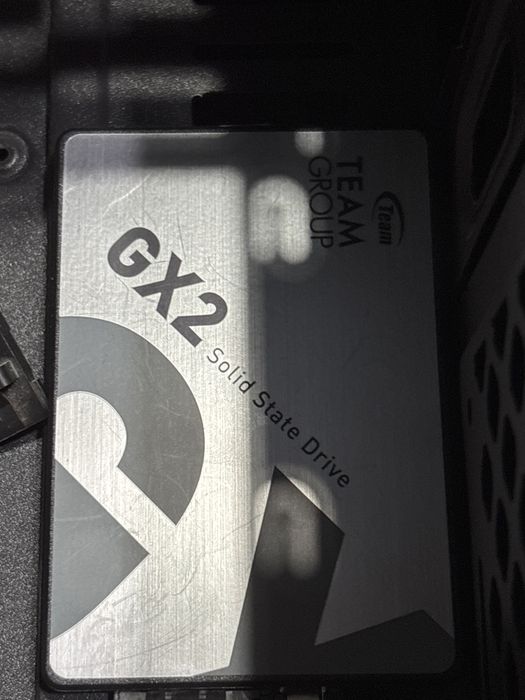 Продам ссд диск на 500 гб