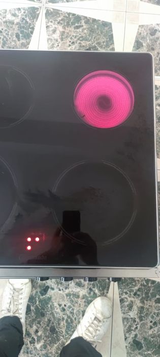 Cuptor electric incorporabil cu plită electrică