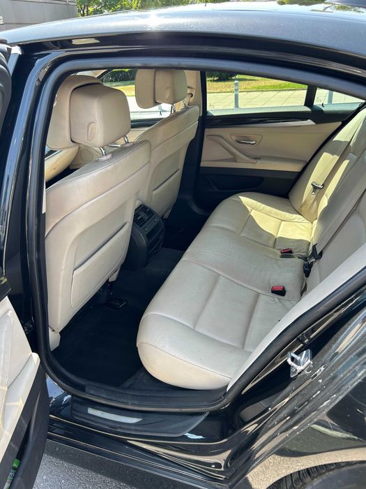 Продавам BMW 530D ,F10