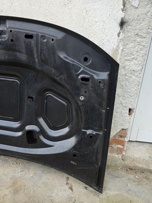 Dacia Duster 10-17 преден капак