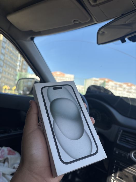 Продам Iphone 15