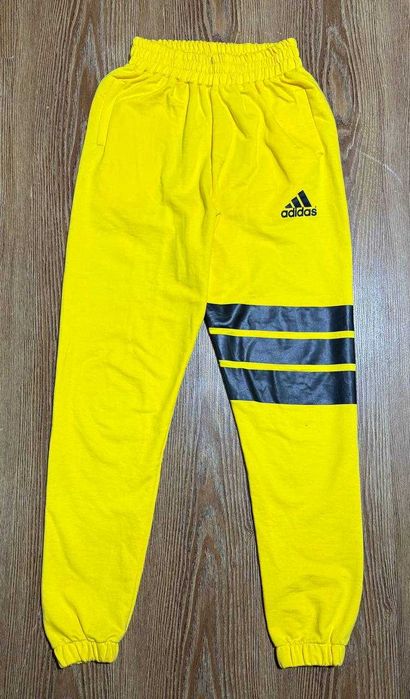 Спортивный костюм Adidas