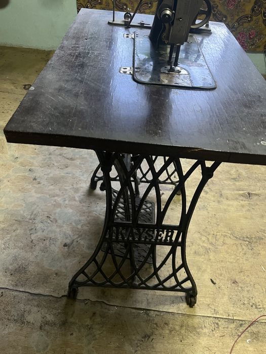 Masina de cosut veche