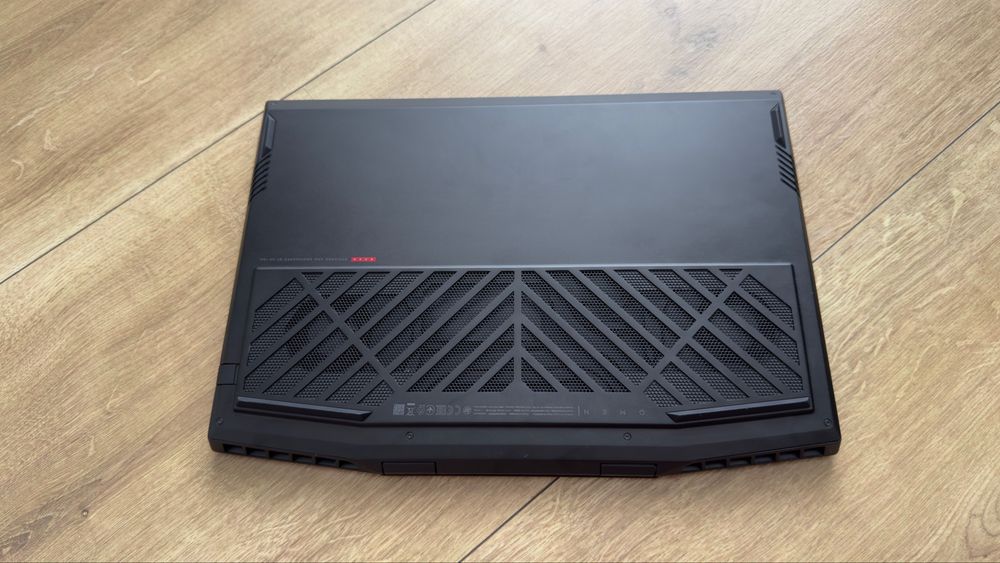 Laptop Gaming HP OMEN 15-dh0007na | i7-9750H | RTX 2070 8GB | 64GB RAM | SSD 1TB | 240Hz