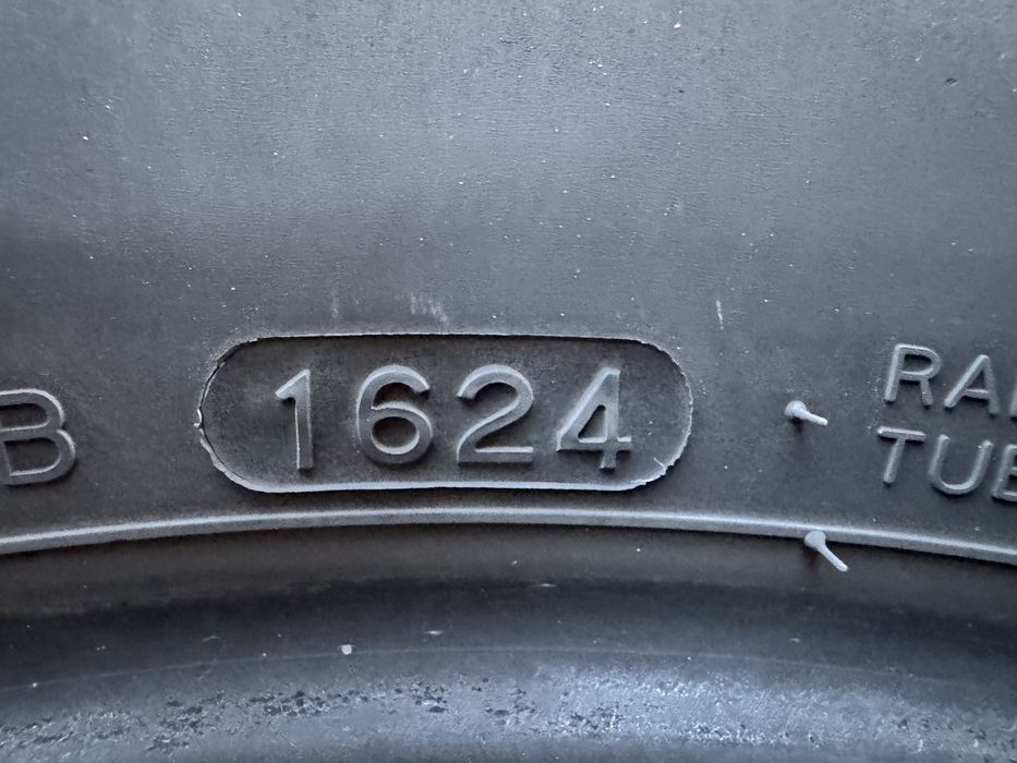 Автомобилни гуми 225 60 18 Hankook