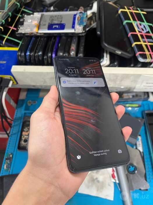 Redmi note 10 pro 5G sotladi 
256gb
120Hz
5G
ekran alishkan qotmid 
Ho