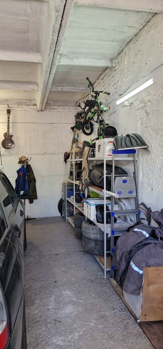 Продаётся гараж на 8 м-оне