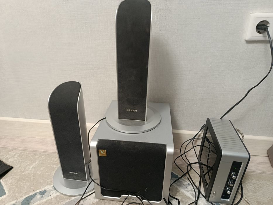 Компьютерная колонка