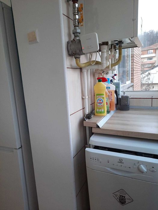 Schimb apartament cu două camere, cu apartament cu 3-4 camere!
