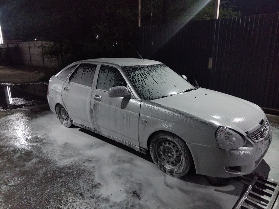 Продам приора 2.