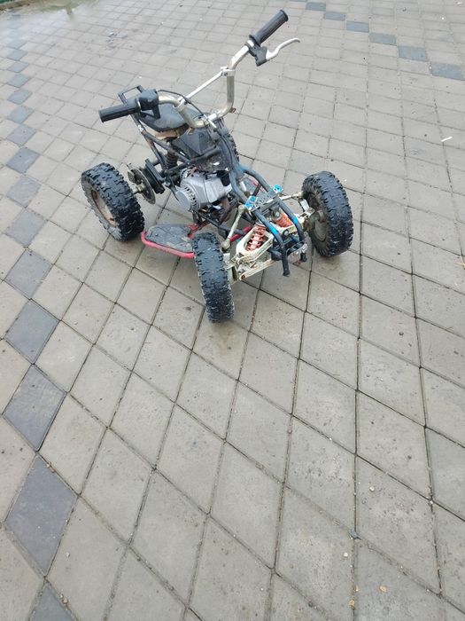 Vând ATV 70cc funcțional