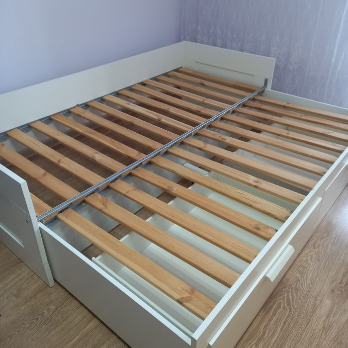 Кровать Икея  раздвижная с матрасами