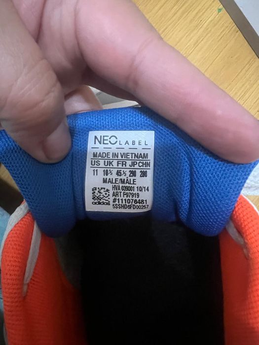 Кроссовки adidas