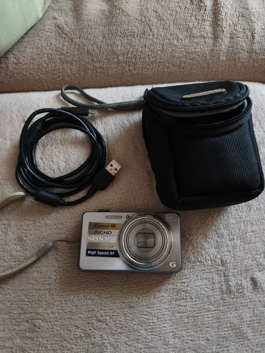 Sony Cyber-shot DSC-WX100