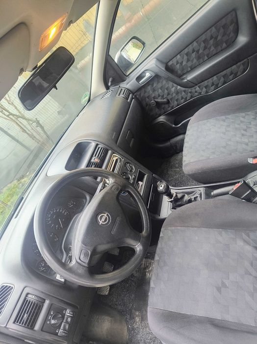 Opel Astra G, an 2001