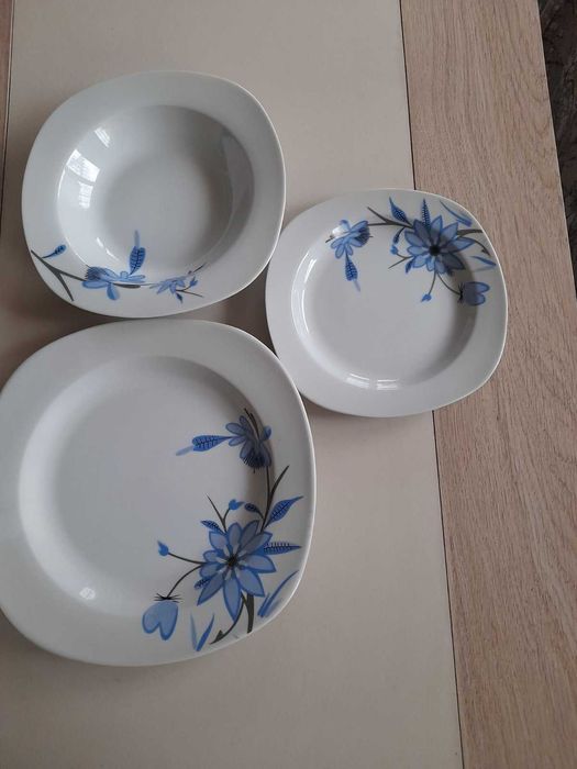 Порцеланов сервиз за хранене 18 части