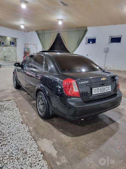 Sotiladi Lacetti 1.8 AT