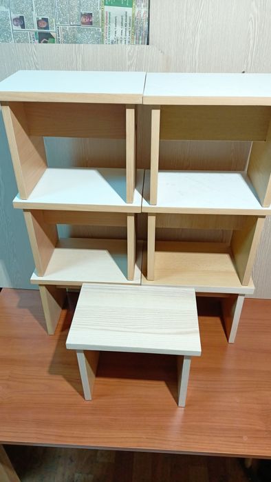 Табуреты, стулья, столы