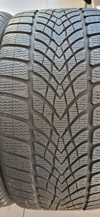 2 anvelope 285 30 21 dunlop 4d de iarna