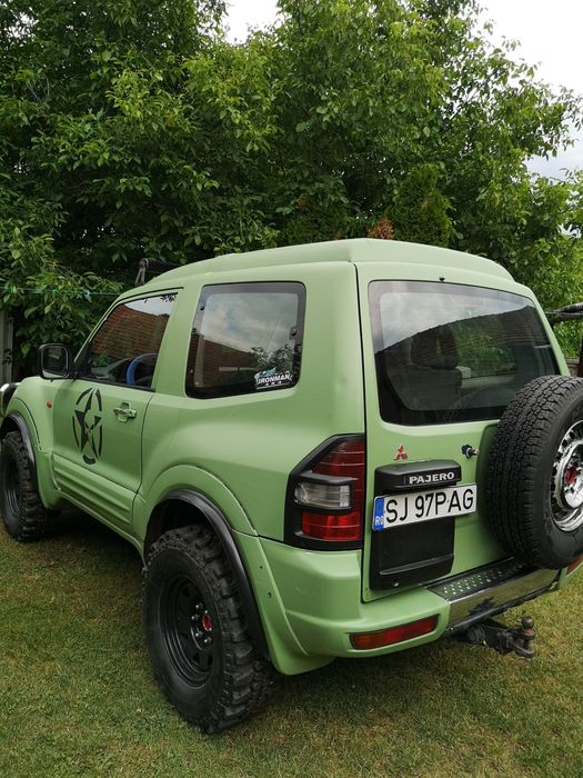 Mitsubishi Pajero 3.2