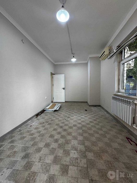 Аренда коммерческого помещения 100 м² 1-я линия свой паркинг Юнусабад