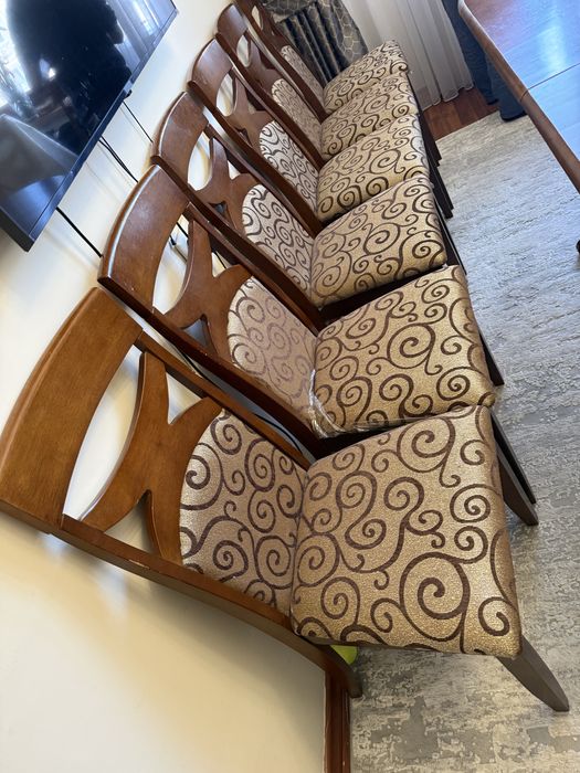 Малайзийское Стол деревянный