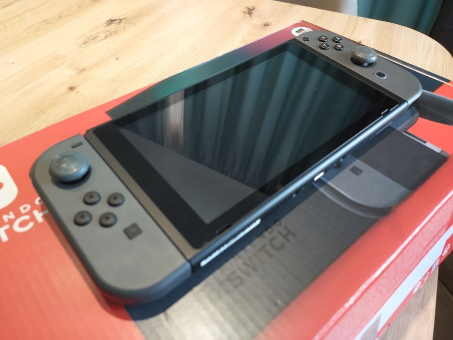 Nintendo Switch Standard V2 32GB