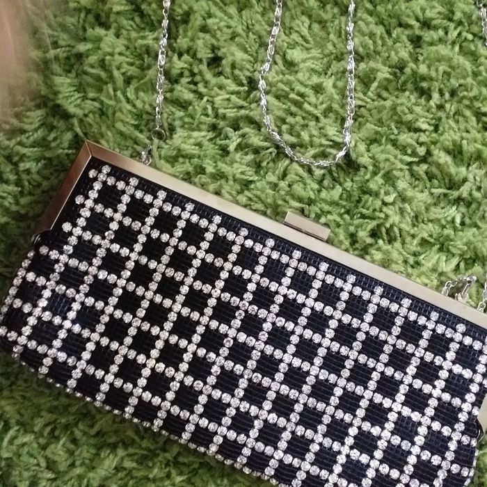 Дамски спортно- елегантни чанти