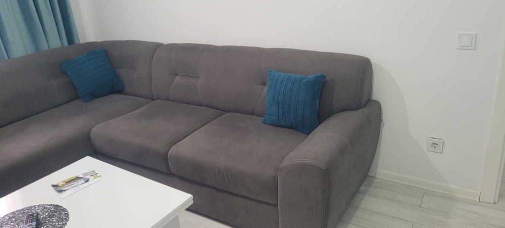 Vând coltar extensil