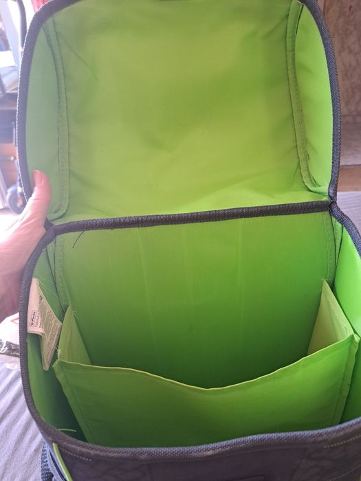 Детска раница ползвана
