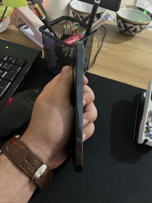 Iphon 12 pro с гарантия