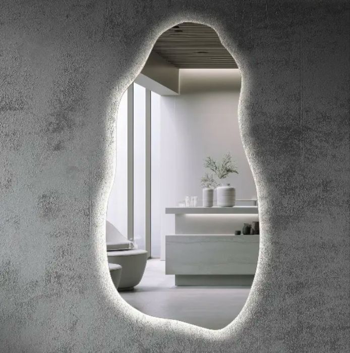 Oglinda asimetrica cu led