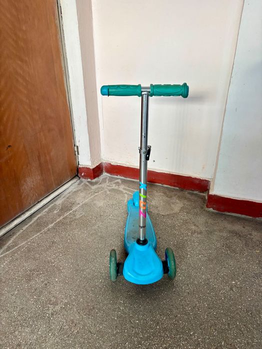 Trotineta 3 roti Cygnus Kid Scooter